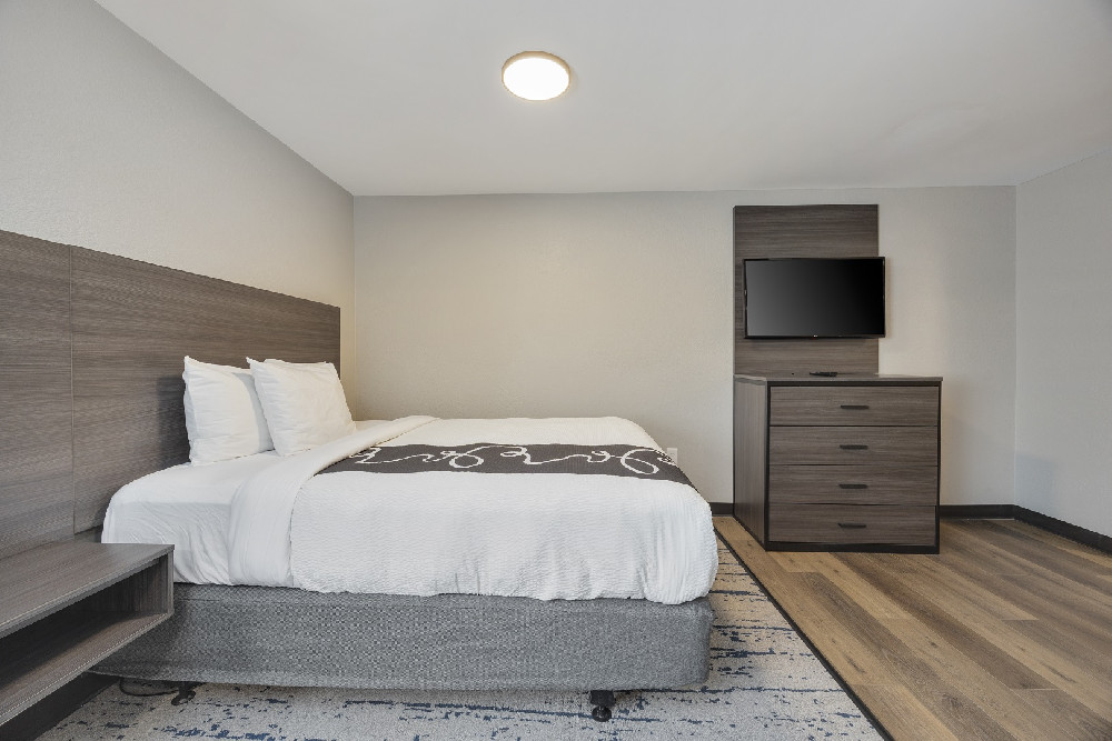 Studio, 1 Queen Bed, Accessible, Non Smoking